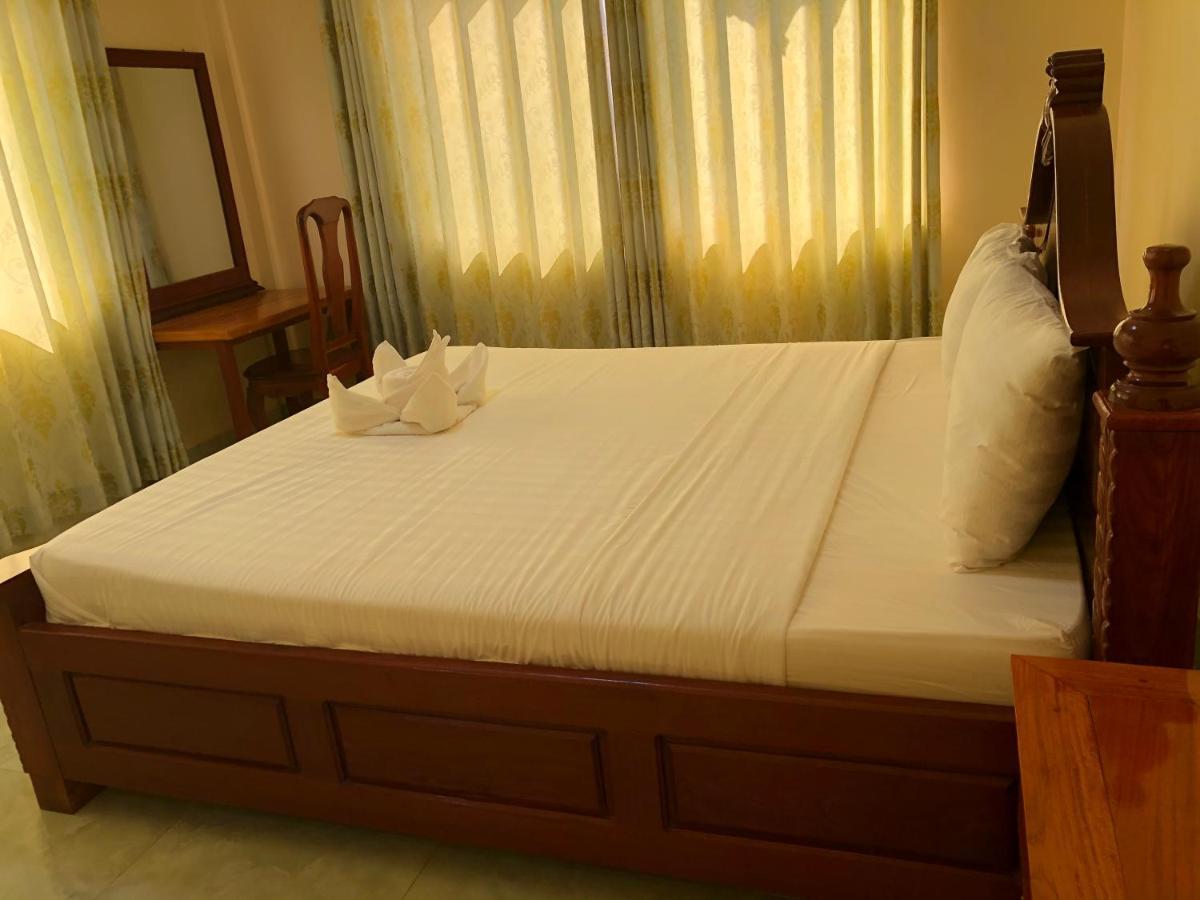Savet Guesthouse Stoeng Treng Ngoại thất bức ảnh